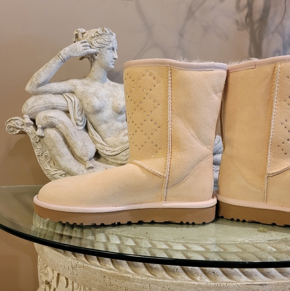 Ugg Classic Short Crystal Diamond Boots #400 ugg s/n 1014471 - Picture 7 of 17